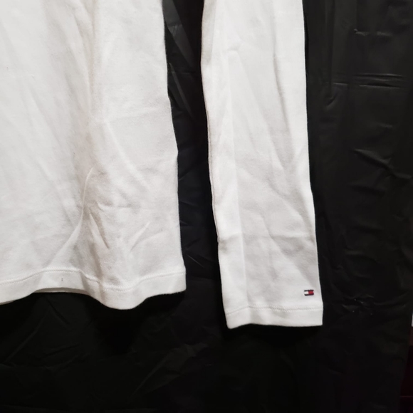 Women's Tommy Hilfiger tshirt - Picture 3 of 5